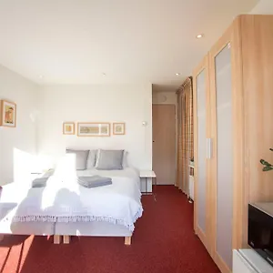https://studio-19.zandvoort-hotels.com